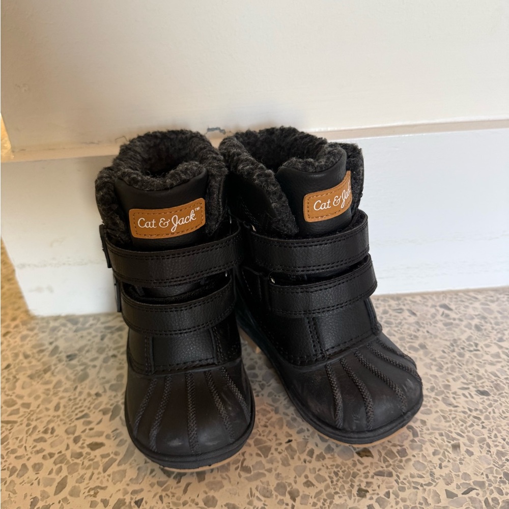 Cat & Jack Gray Faux Fur Boots